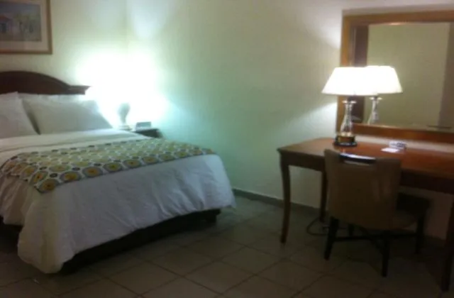 Micro Hotel Suites Condo Santo Domingo chambre 1 lit